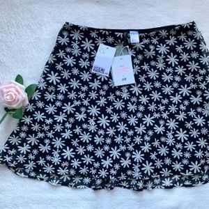 H&M Divided To All The Boys I’ve Loved Before Netflix skirt